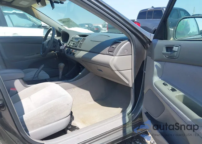 4T1BE32K34U854498: 42161886