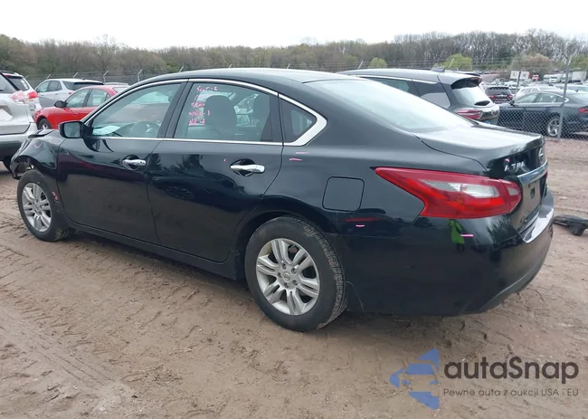 1N4AL3AP1JC139617: 42162024