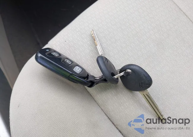 KMHDU46DX8U556145: 42161188