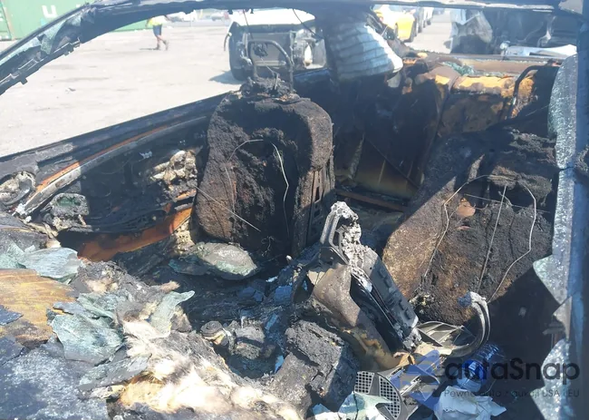 WDBTJ65J65F126977: 42161292