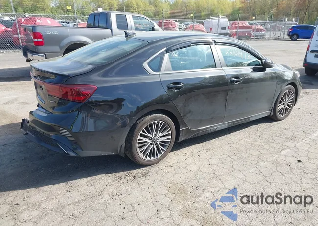 3KPF54AD3NE495460: 42161473