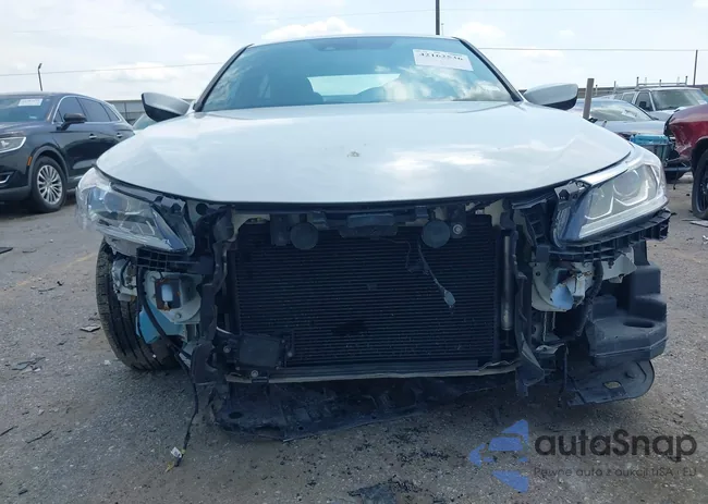 1HGCR2F6XGA075787: 42162536