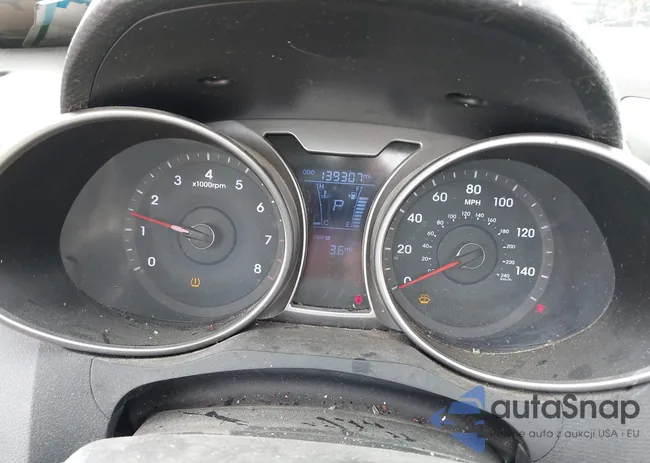 KMHTC6ADXDU161796: 42162606