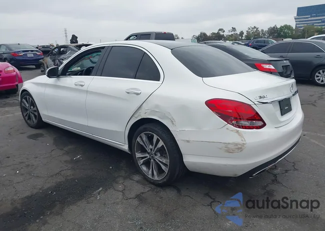 WDDWF4JB7JR411673: 42162242