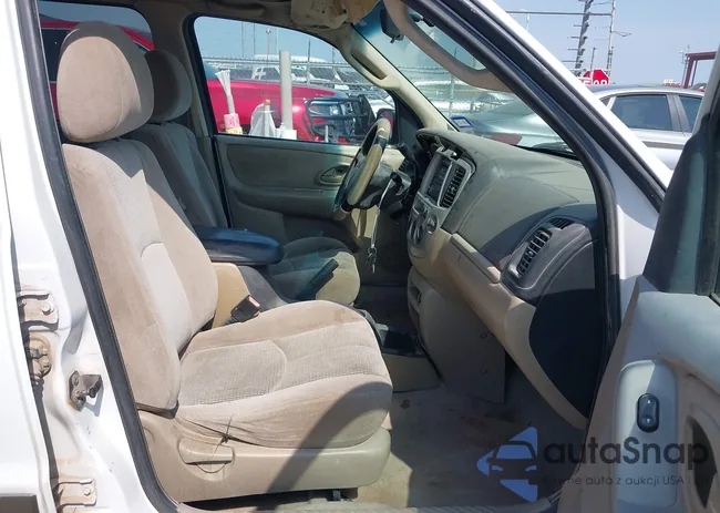 4F2YZ041X3KM15105: 42162277