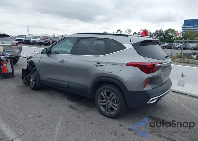 KNDEU2AA5M7218624: 42162341