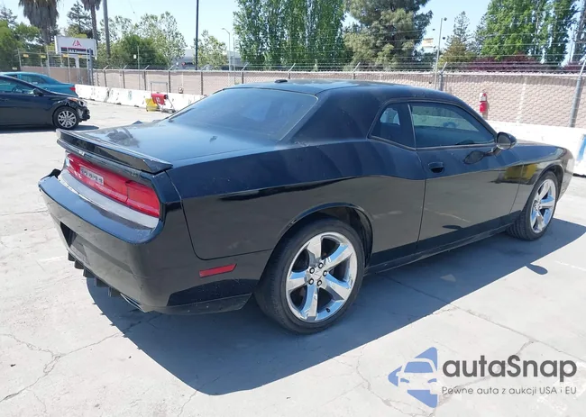 2C3CDYAG7DH653555: 42162367