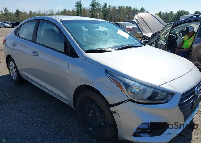 3KPC24A33JE022252: 42162401