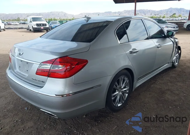 KMHGC4DFXCU175943: 42163600