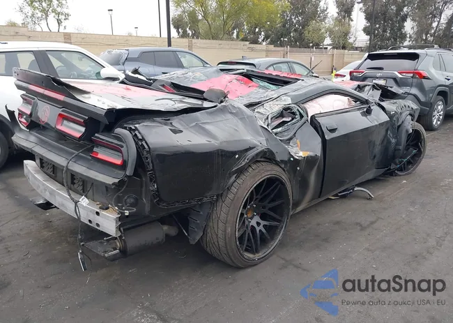 2C3CDZC98JH127743: 42163680