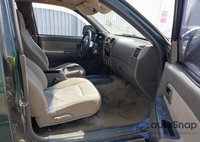 1GCDS136558211043: 42163935