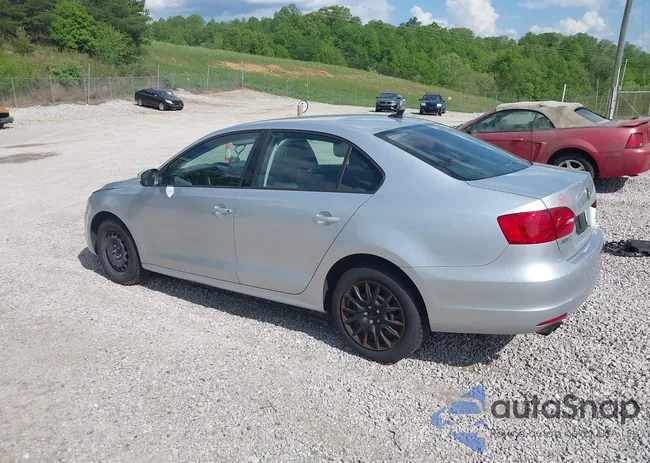 3VWD17AJ3EM246296: 42163106