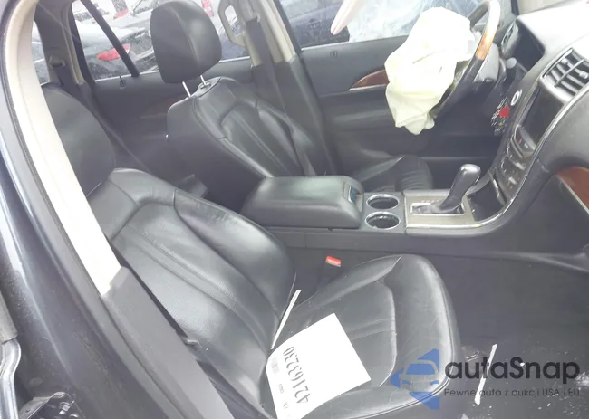 2LMDJ8JKXDBL40306: 42163230