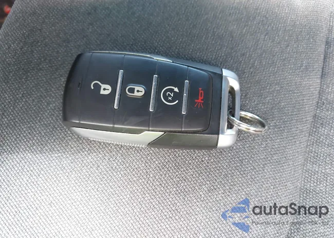 1C6SRFMT0MN672355: 42163375