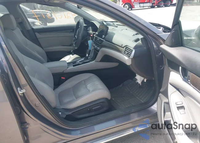 1HGCV1F56JA232008: 42164517