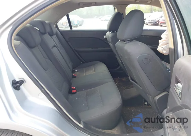 3FAHP0HAXAR408301: 42164632