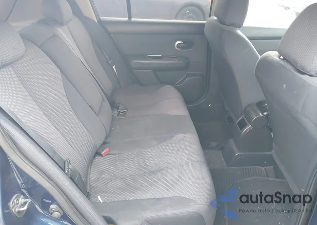 3N1BC13E08L378656: 42164725