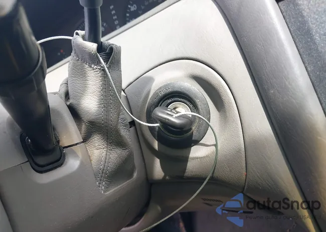 4T1BF28B34U343727: 42165034