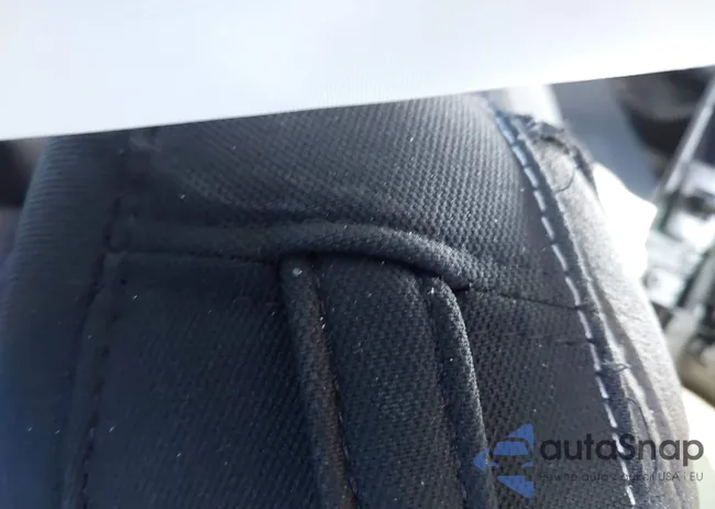 1FA6P8CF5M5142279: 42165065