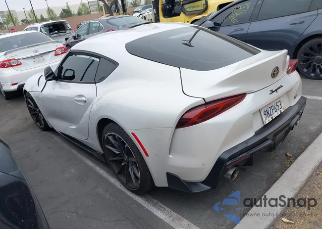 WZ1DB0G09RW068052: 42164218