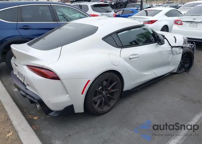 WZ1DB0G09RW068052: 42164218