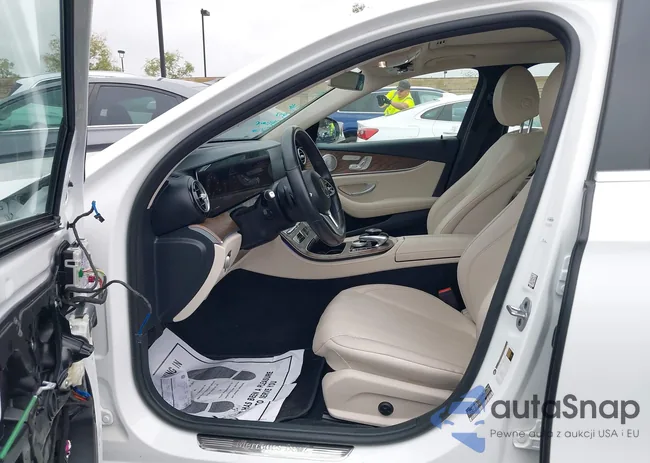 WDDZF8DB4LA745452: 42164224