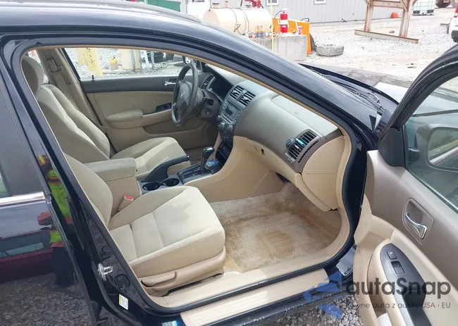 1HGCM66497A054692: 42164324