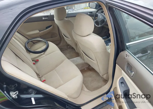 1HGCM66497A054692: 42164324