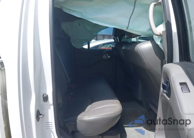 1N6AD0ER3CC477196: 42164339