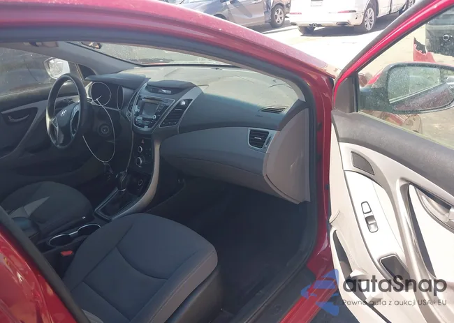 KMHDH4AE3GU586929: 42164377