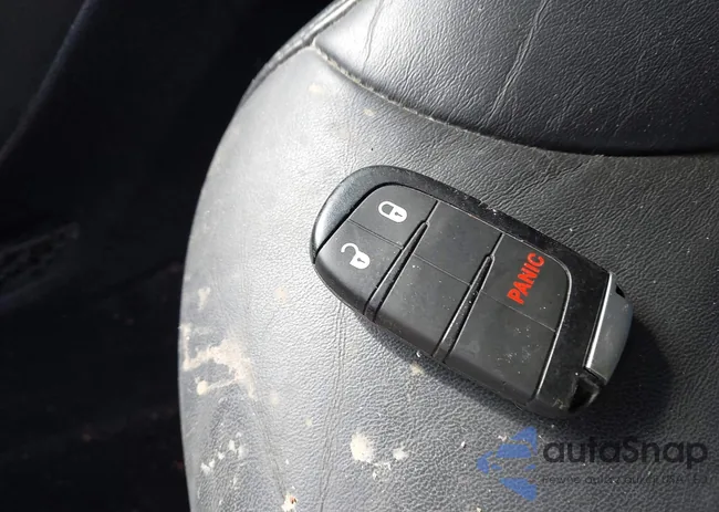 3C4PDCGG0JT517195: 42165565