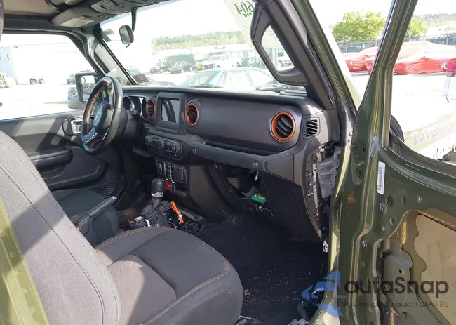 1C6JJTEG2ML565676: 42165604