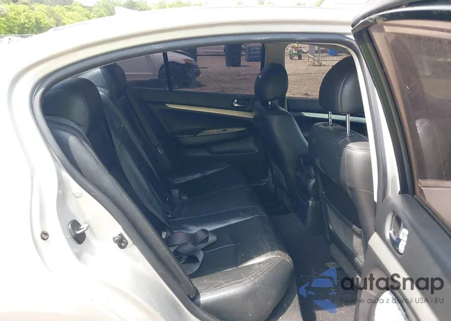 JNKBV61F98M251795: 42165640