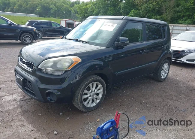 KNDJT2A66C7743297: 42165735