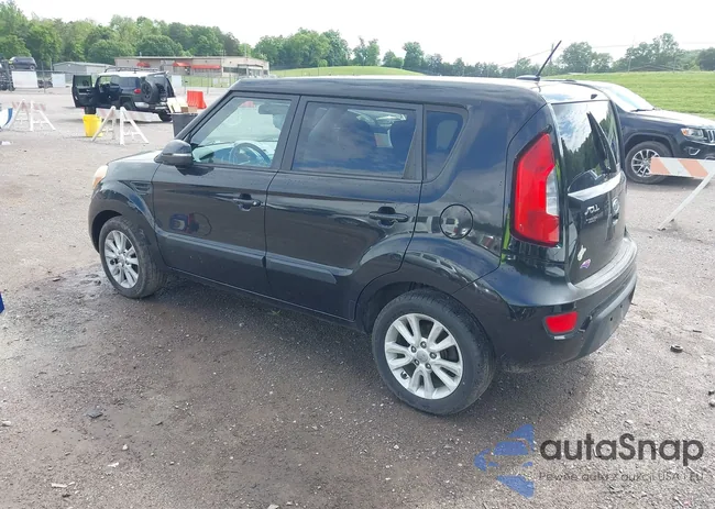 KNDJT2A66C7743297: 42165735