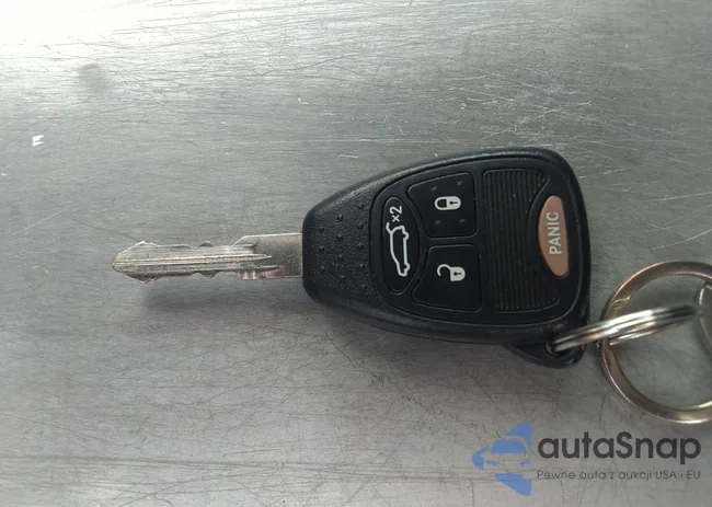 1B3LC56R88N145889: 42165851