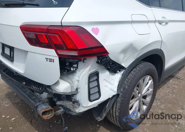 3VV3B7AX8JM044789: 42165937