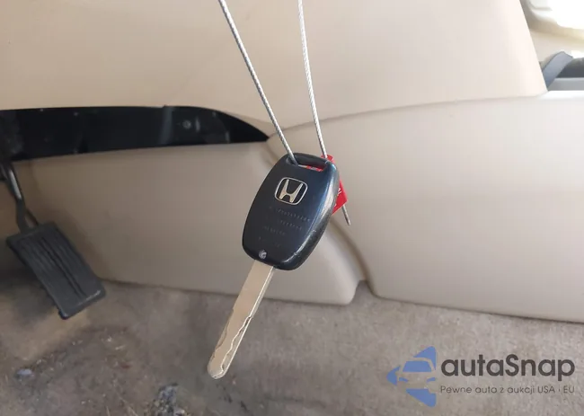 1HGCP2F3XBA005100: 42165967