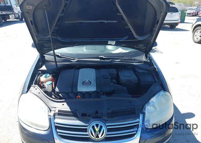 3VWJZ71K19M008344: 42165996