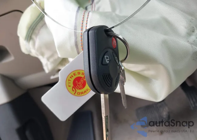 1FMCU0G92FUA73549: 42166025