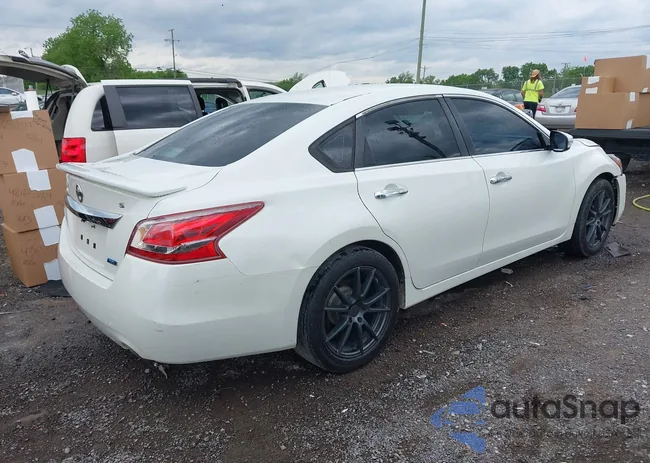 1N4AL3AP2EN221611: 42165189