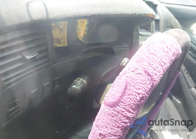 4T1FA38P46U106703: 42165404