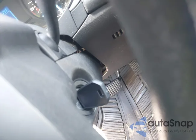 1FA6P0G76E5371205: 42165456