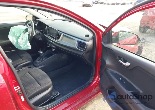 3KPA24AD6LE311693: 42166524