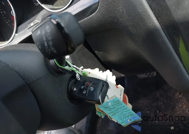 3VV1B7AX4KM048590: 42167726