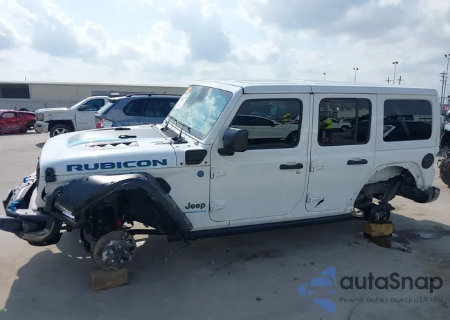 1C4RJXR62RW211456: 42167755