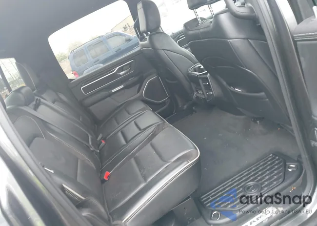 1C6SRFJT3NN400159: 42167812