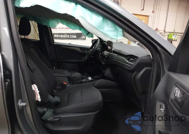 1FMCU9GN7SUA20681: 42167908