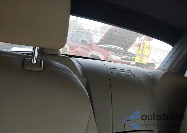 4USBU33598LW75887: 42168048