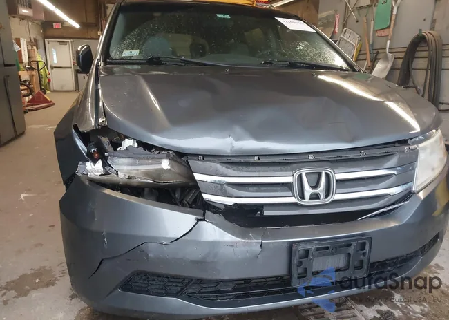 5FNRL5H2XBB075570: 42168055